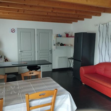 Studio Entre Terre Et Mer Saint-Romain-de-Benet Екстер'єр фото